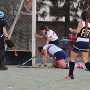 Hockey femenino: irregular jornada para las chicas del Ciclón