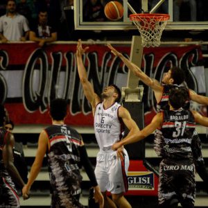 LNB: otra victoria para mantenerse arriba