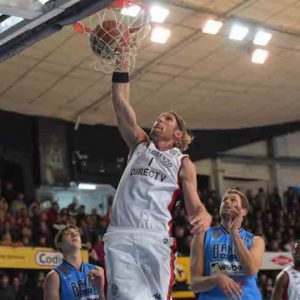 LNB: San Lorenzo pegó primero en Bahía y manda en la serie