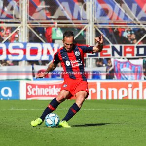 Belluschi y la banca a Pablo Guede: “Le puede hacer bien a San Lorenzo”