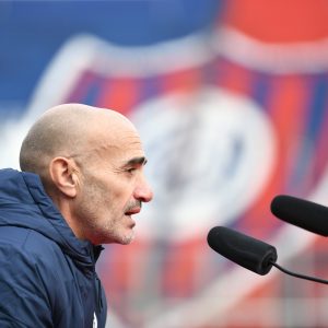Montero: “La duda está entre Sabella y Palacios”