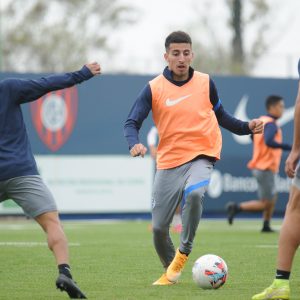 Trabajos físicos y de campo en el entrenamiento del martes