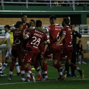¿Cómo llega Huracán al clásico?