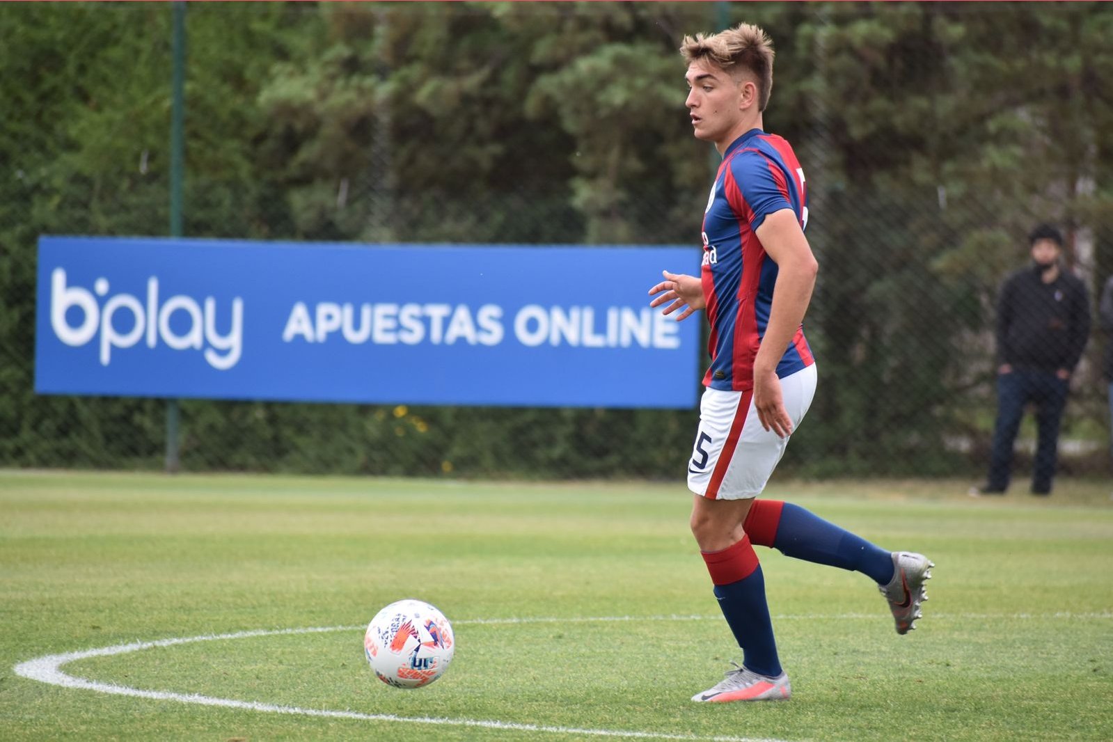 La Reserva de San Lorenzo cayó en su visita a Vélez | San Lorenzo de ...