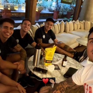 Un ex jugador visitó al plantel de San Lorenzo