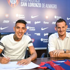 Ricardo Centurión firmó su contrato con San Lorenzo