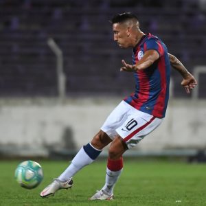 Ricardo Centurión otra vez titular en San Lorenzo