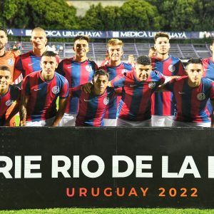 Un futbolista de San Lorenzo abandonó la concentración en Uruguay