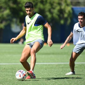 Troglio con todo el plantel a disposición
