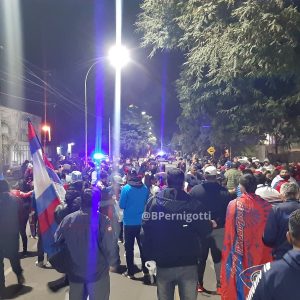 Gran recibimiento para los jugadores de San Lorenzo en Santiago