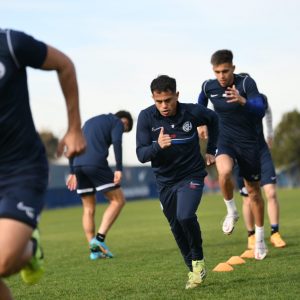 Con la vuelta de Giay, San Lorenzo continúa trabajando