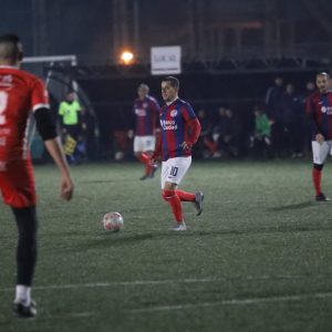 Un campeón de América tuvo su debut en el Senior