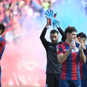 “La decisión fue de quedarme a terminar mi contrato en San Lorenzo”