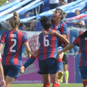 Triunfo de las Santitas en el clásico