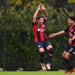 San Lorenzo busca arreglar la salida de un jugador
