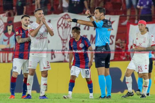 Nahuel Barrios expulsión roja Facundo Tello San Lorenzo