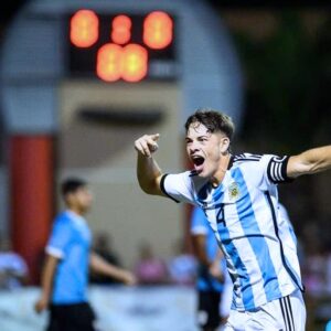 Con Giay desde el arranque, Argentina se impuso ante Japón y ya piensa en el Mundial