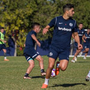 Amistoso ante Atlanta y dudas en el armado del equipo