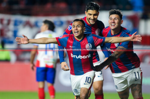 Nicolás Blandi Adam Bareiro Nahuel Barrios gol Copa Sudameriana San Lorenzo