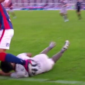 ¿Dos penales para San Lorenzo no cobrados?