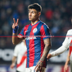 Bareiro a un paso de dejar San Lorenzo y seguir en River