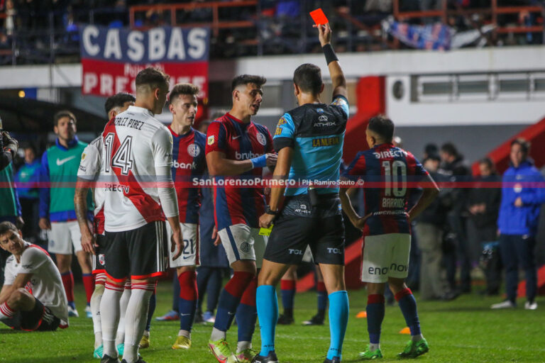 Facundo Tello expulsión Nahuel Barrios San Lorenzo