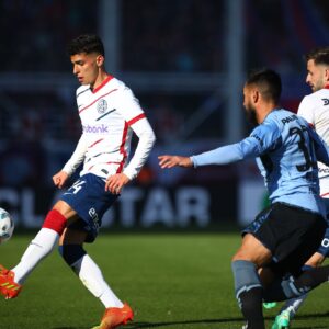 Medina y su debut en la Primera de San Lorenzo