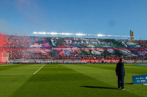 Hinchada platea sur San Lorenzo