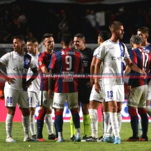 Imágenes exclusivas: Así se vivió la revisión del gol de San Lorenzo