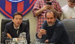 Otro capítulo de la batalla de la dirigencia con Insua