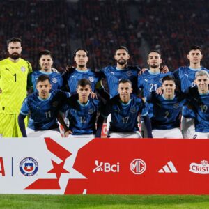 Adam Bareiro fue titular en la derrota de Paraguay ante Chile