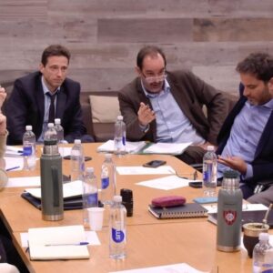 Los dos apuntados para ser presidente, ausentes en Junín