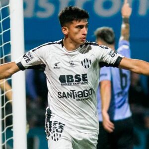 San Lorenzo insiste por Sanabria