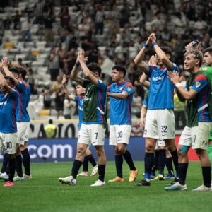 No ligamos una…