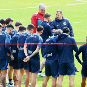Romagnoli comienza a diagramar el equipo para el duelo ante Vélez