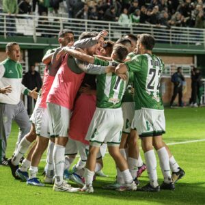 ¿Cómo llega Banfield para visitar este sábado a San Lorenzo?