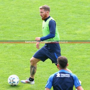 Con Muniain por primera vez, San Lorenzo oficializó los concentrados para recibir a Vélez