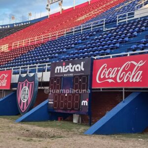Reubicaron el cartel electrónico de la polémica: ¿Dónde estará?