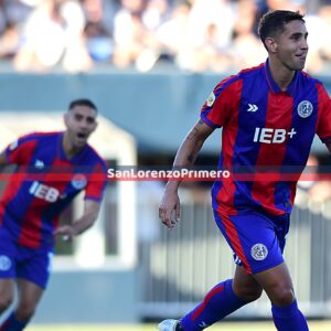 Cecchini debutó en la red con San Lorenzo y selló la victoria en La Plata