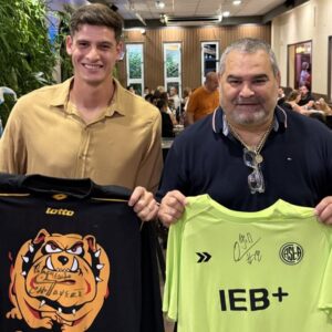 Orlando Gill, cena y cambio de camiseta con Chilavert
