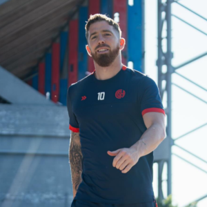 Muniain, a la par de sus compañeros y piensa en Independiente