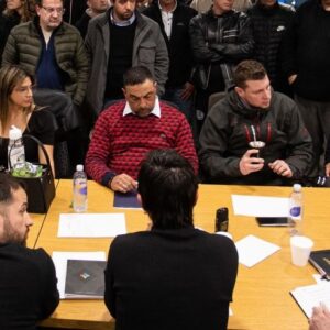 ¿Cuál es la postura de la oposición sobre la nueva Comisión Directiva?