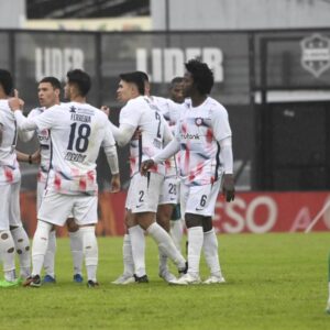 Dep. Riestra – San Lorenzo: las rachas que ostenta el local y el único antecedente entre ambos