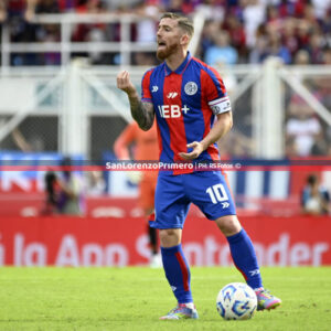 Muniain y la camiseta de San Lorenzo: “Vestirla es un privilegio”