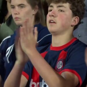 La camiseta de San Lorenzo en el homenaje al Papa del Getafe y Real Madrid