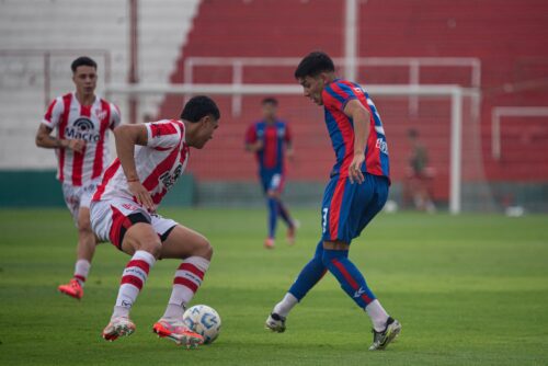 La Reserva perdió el encuentro postergado por el caso Balanta