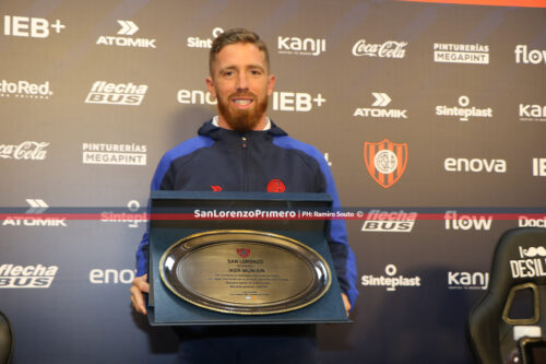 ¿Qué dice la placa que San Lorenzo le dio a Muniain?