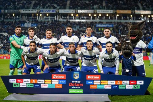 ¿Cómo llega Gimnasia para visitar a San Lorenzo en el Nuevo Gasómetro?