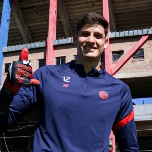 Con la vuelta de Gill y un cambio en la delantera, Ayude definió el equipo para visitar a Racing