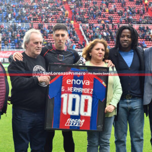 Con gol, Gastón Hernández llegó a los 100 partidos en San Lorenzo